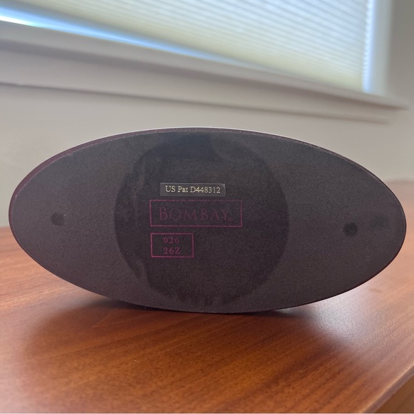 Bombay Company turning Hourglass with Sand, mahogany, and Brass - Picture 5 of 5